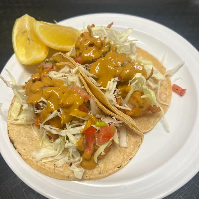 1 Taco De Pescado.